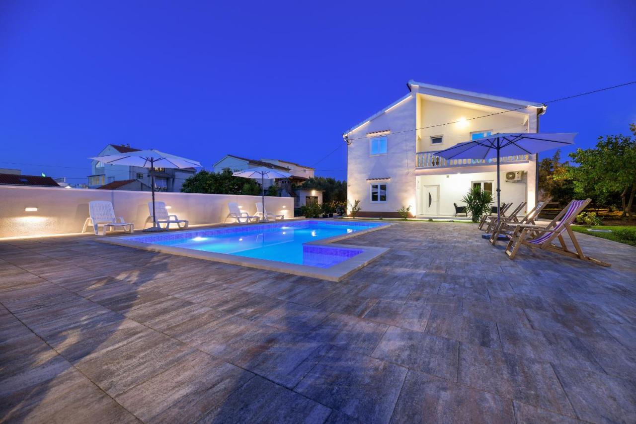 Pool House Luka Leilighet Zadar Eksteriør bilde