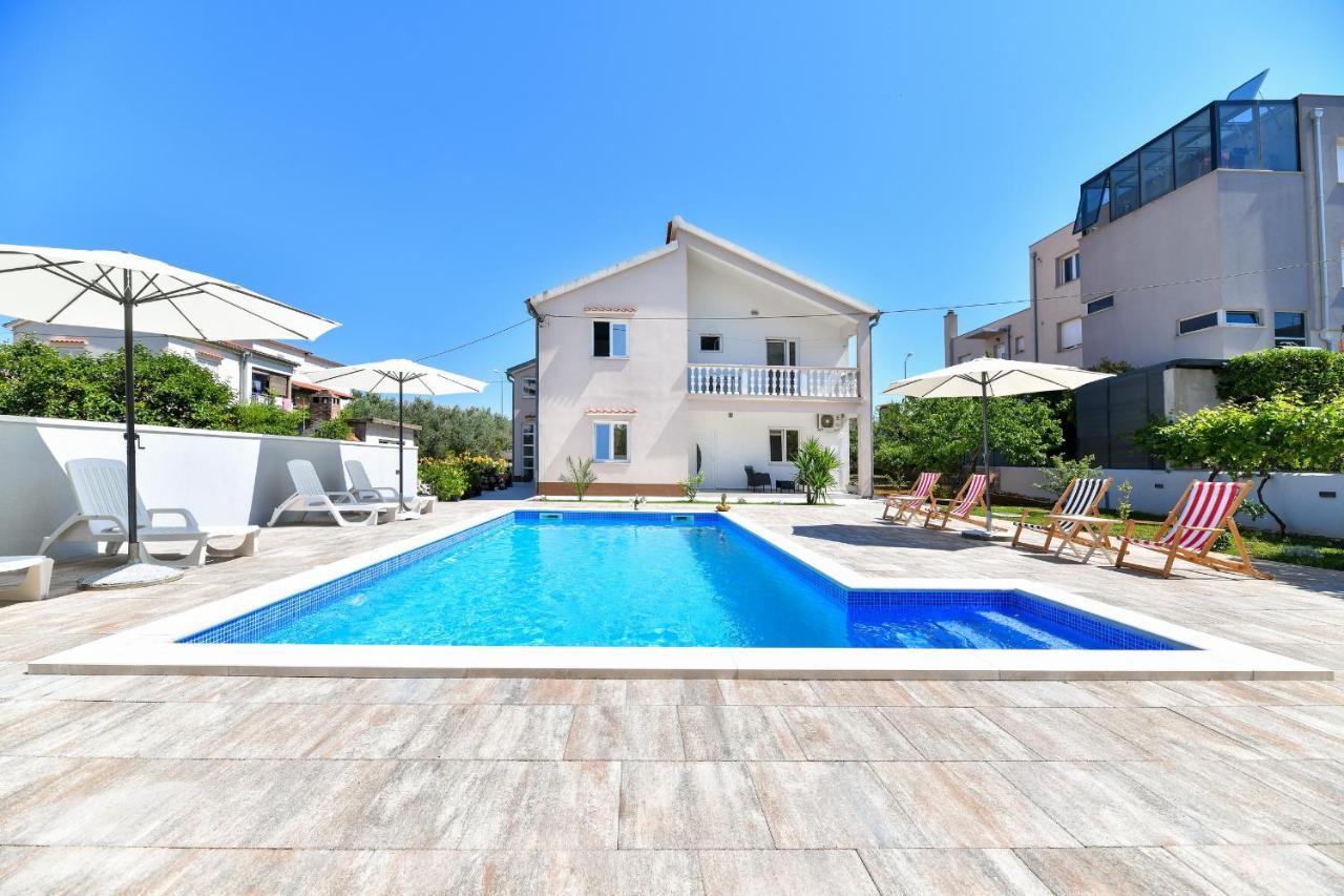 Pool House Luka Leilighet Zadar Eksteriør bilde